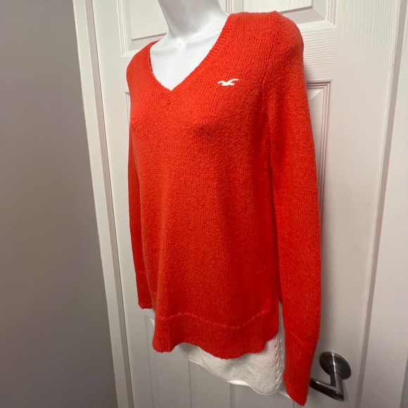 weater Hollister size  S  ORANGE V neck - Picture 2 of 8